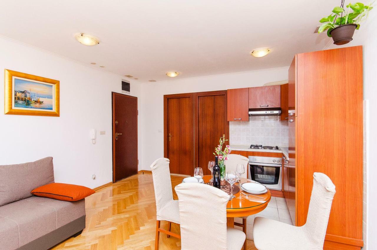 Apartment Lucija Сплит Экстерьер фото
